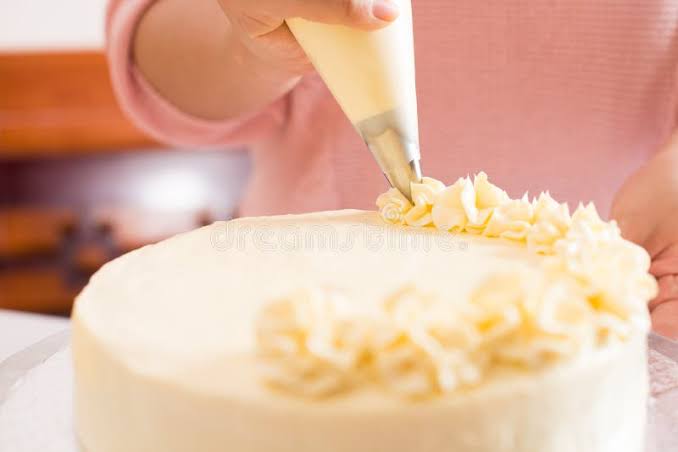 Cake icing